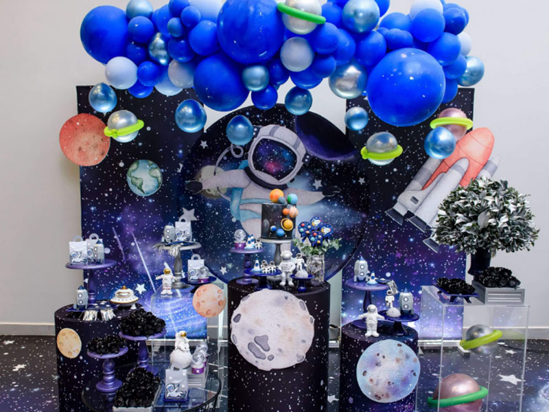 چاپ بنر تولد پسرانه با طرح فضانورد